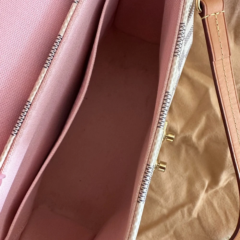 Louis Vuitton Damier Azur Croisette - Picture 11 of 15